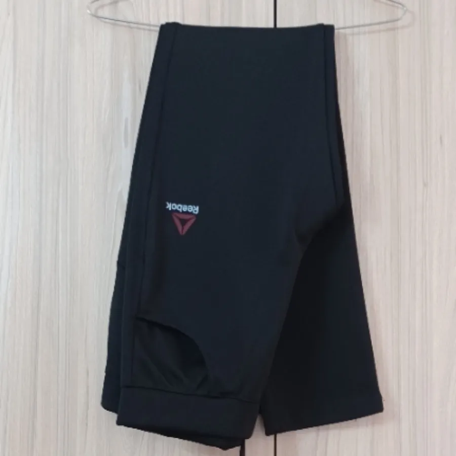 لباس ورزشی زنانه