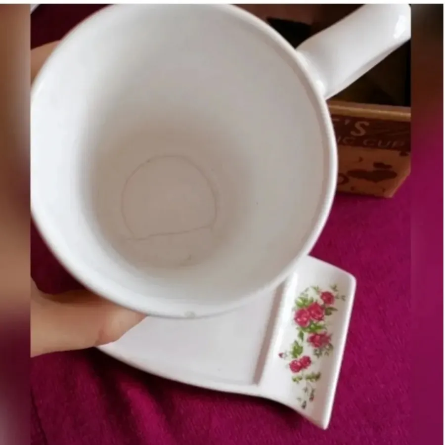 گلدان و زیر گلدانی