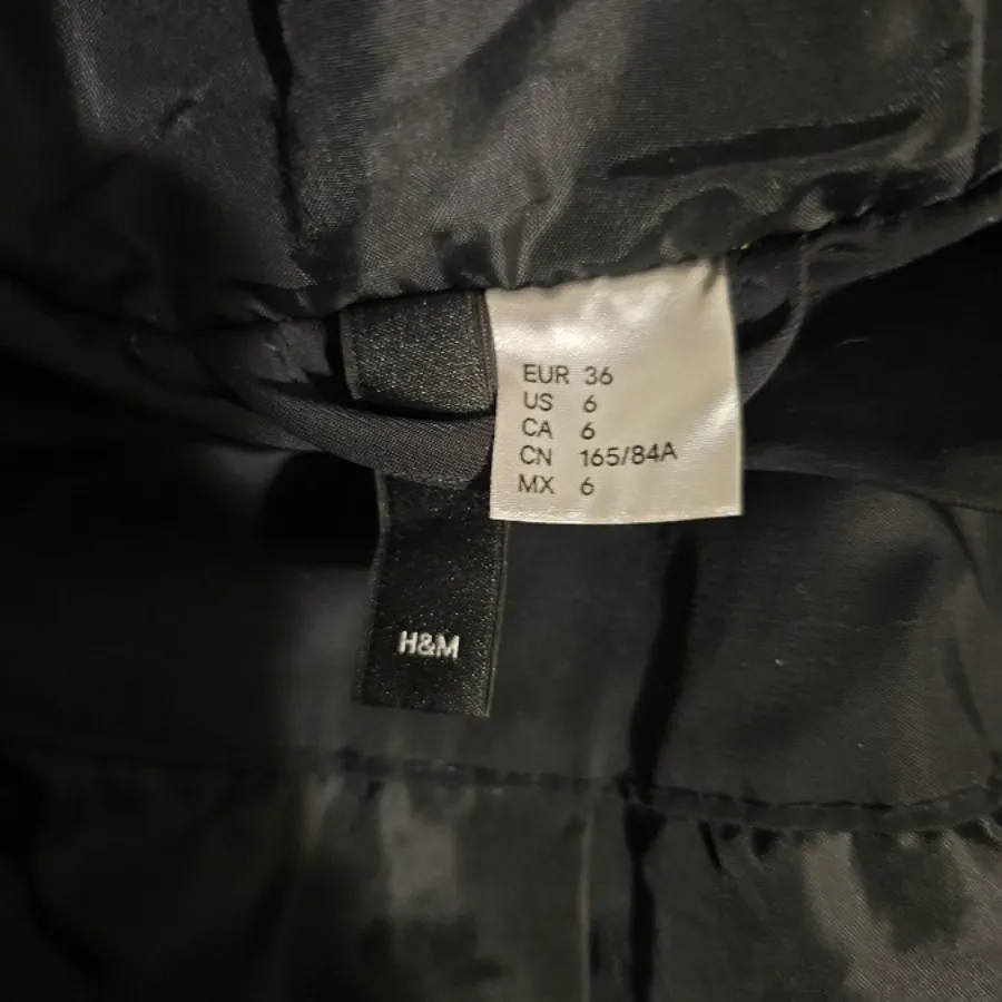 کاپشن کوتاه h&m