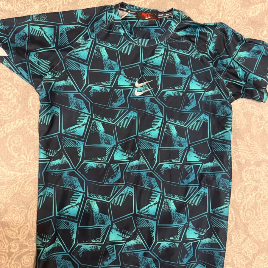 ست ورزشی نایکی