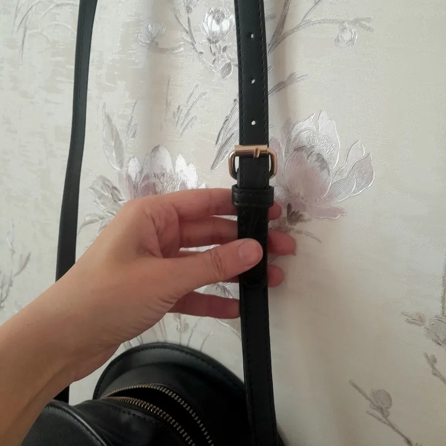 کیف مشکی گرد زارا