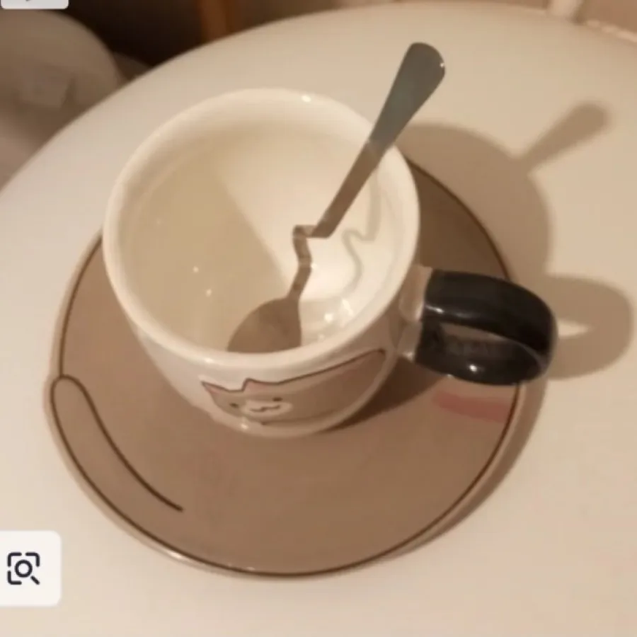 فنجان و نعلبکی طرح گربه