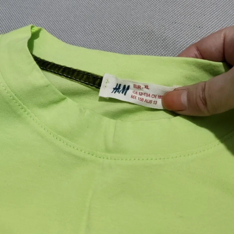 تیشرت کراپ گره ای