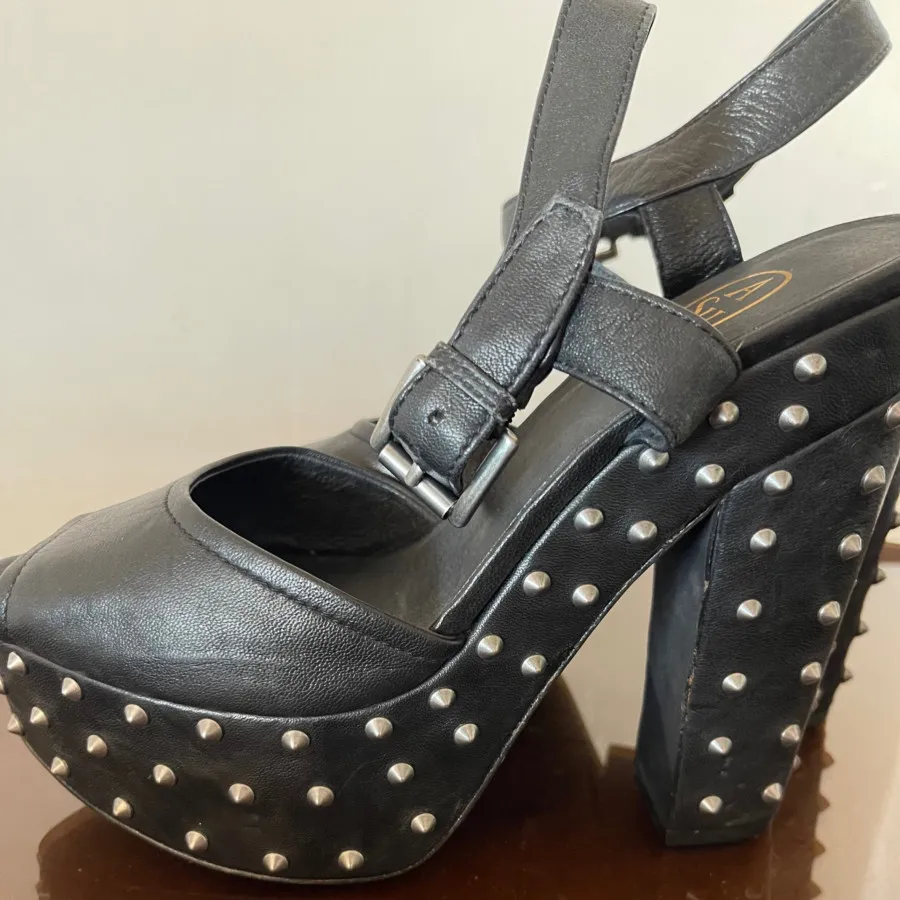 کفش امریکایی