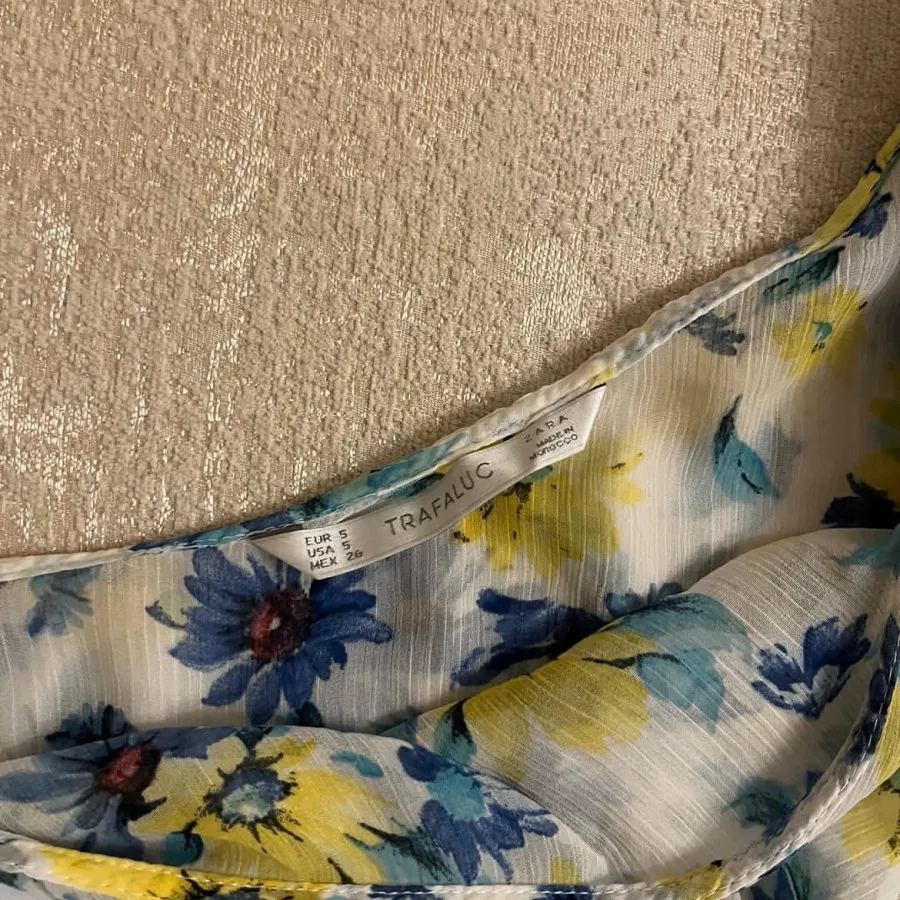 تاپ حریر زارا