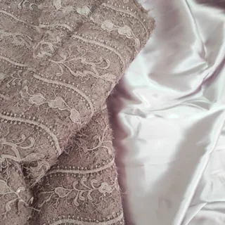 پارچه گیپور با آستری ساتن