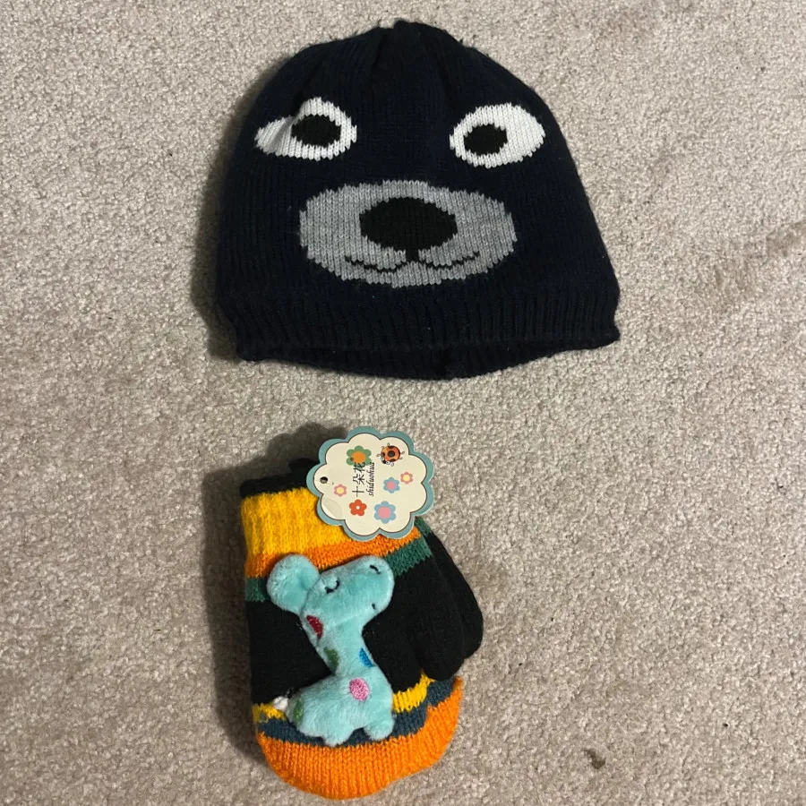 کلاه و دستکش