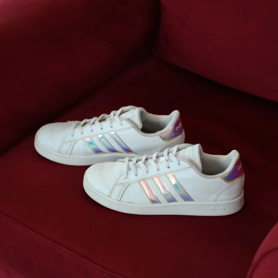 کتونی آدیداس adidas