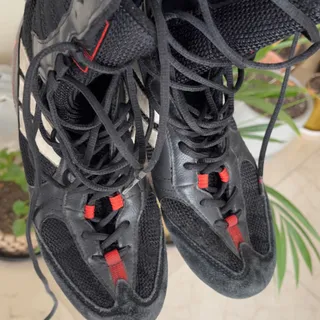 کفش ورزشی ساقدار اصل