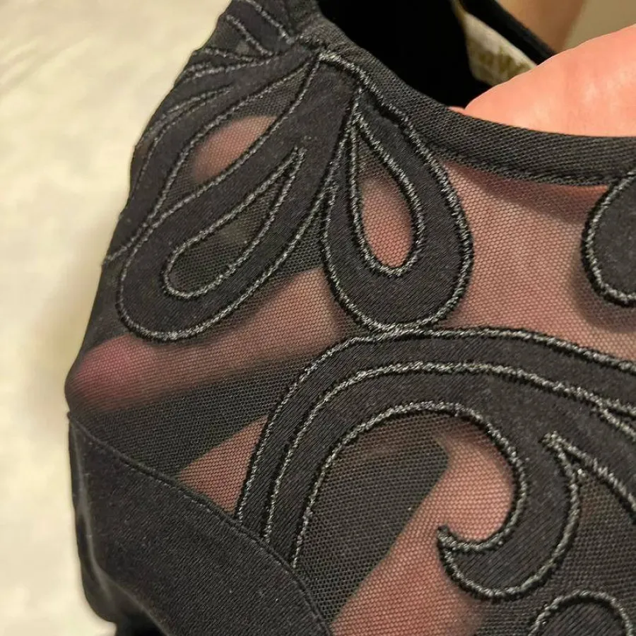 بلوز  زنانه آستین بلند