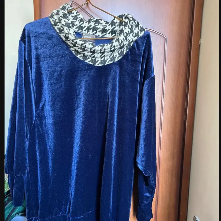 پیراهن مخمل آبی لاجوردی