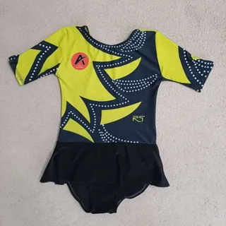 لباس ژیمناستیک