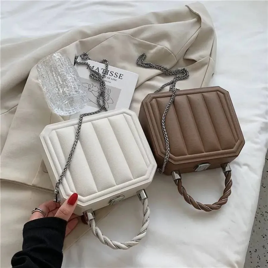 کیف خاص صندوقی