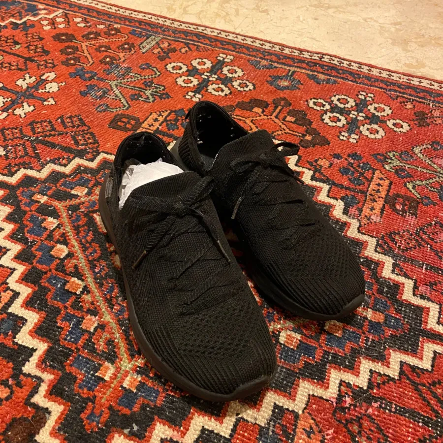 کتونی مشکی اسکچرز