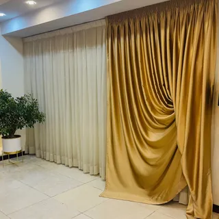 پرده حریر شاین دار