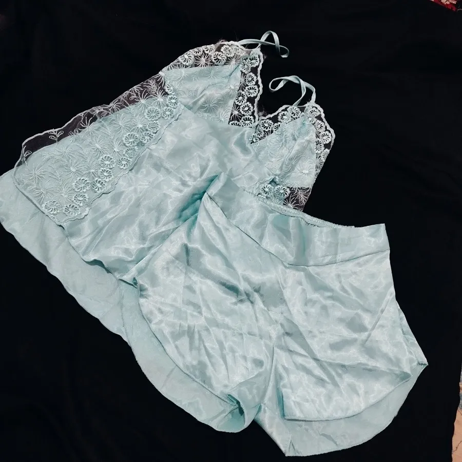 تاپ و شورتک