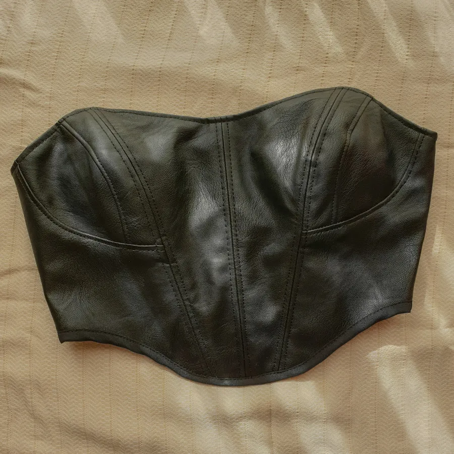 کرست و تاپلکس چرم