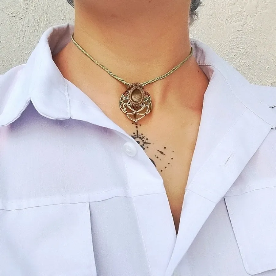 گردنبند سنگ چشم ببر