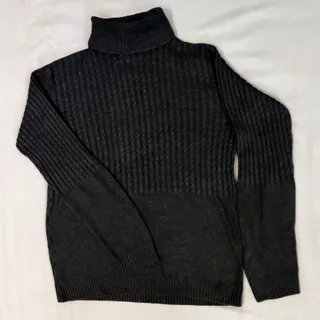 پلیور بافت ذغالی