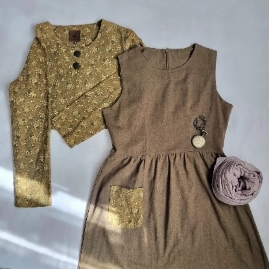 سارافن و کراپ کت سبز