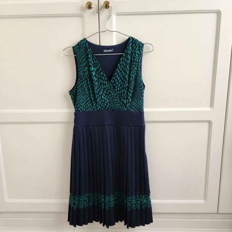 پیراهن دخترونه