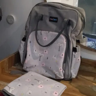 ساک لوازم نوزاد