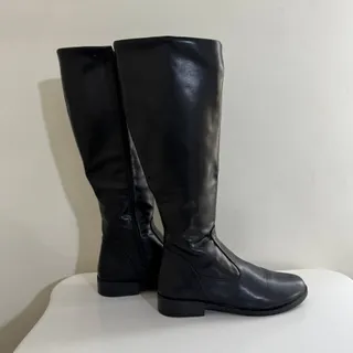 بوت بلند مشکی