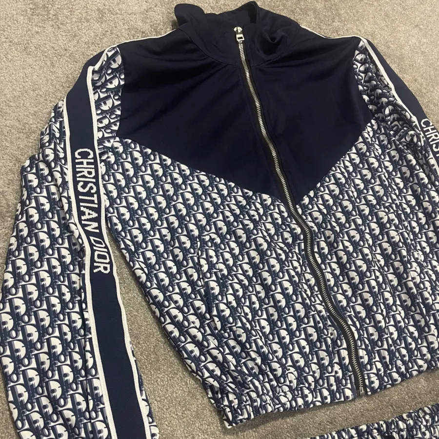 ست سوییشرت شلوار دیور