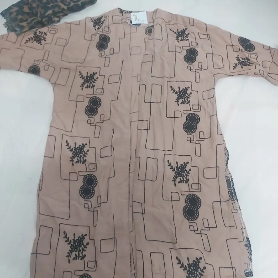 مانتو گلدوزی