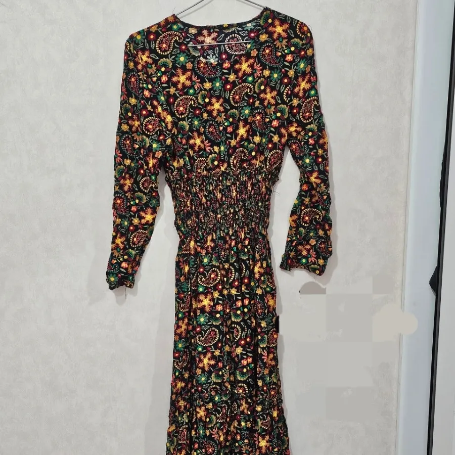 ساحلی نخی زیبا