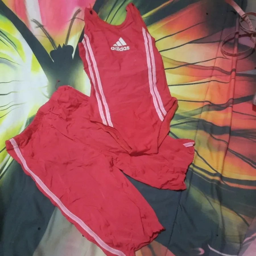 لباس ژیمناستیک