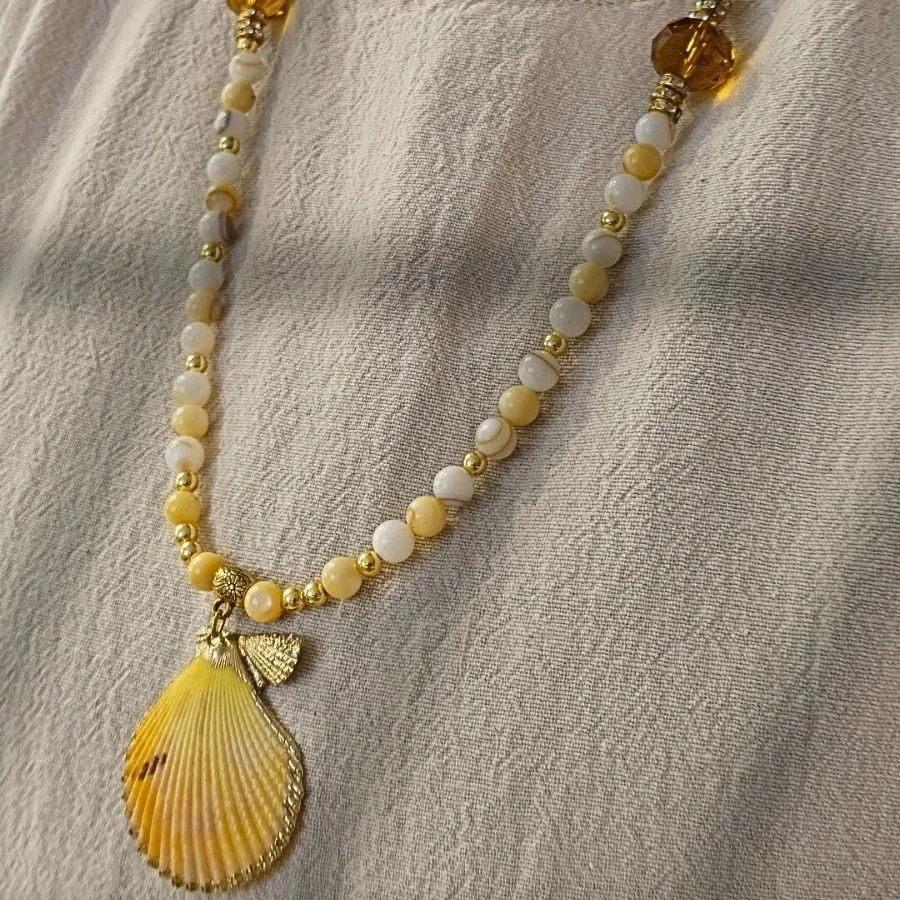 گردنبند صدفی