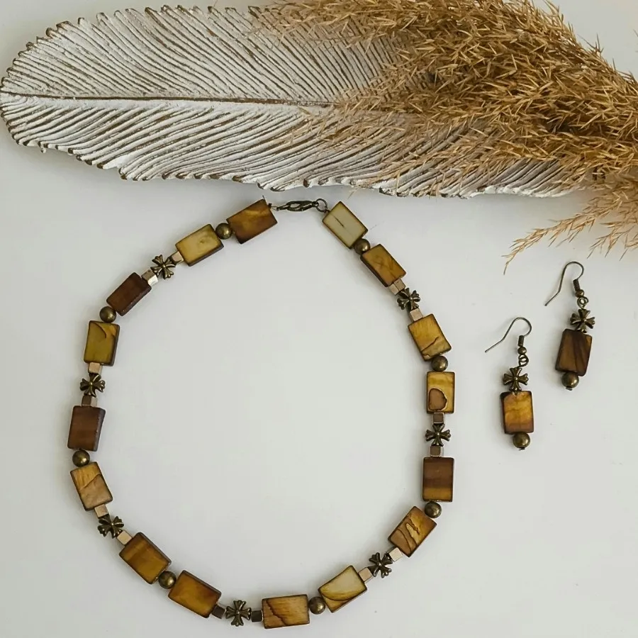 گردنبند صدف با گوشواره