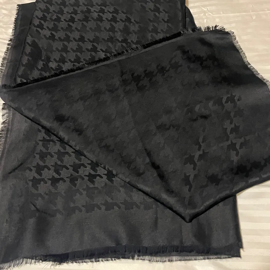 روسری قواره دار مشکی