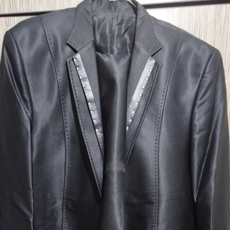 دو دست کت و شلوار