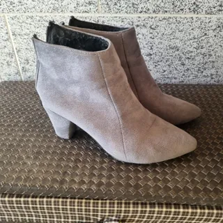 نیم بوت سوییت