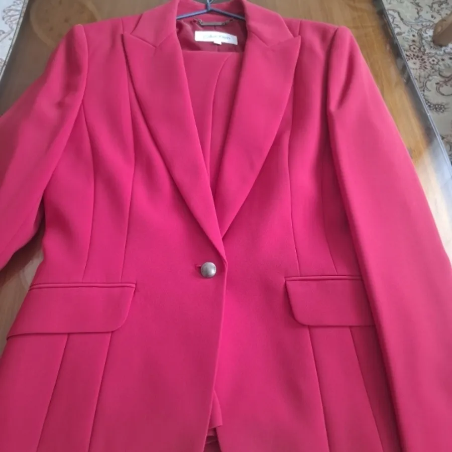 کت و دامن برندcalin klen