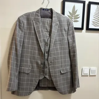 کت شلوار و جلیقه مردانه