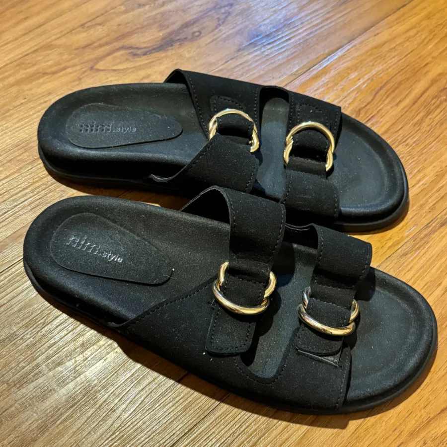 صندل کاملا نو