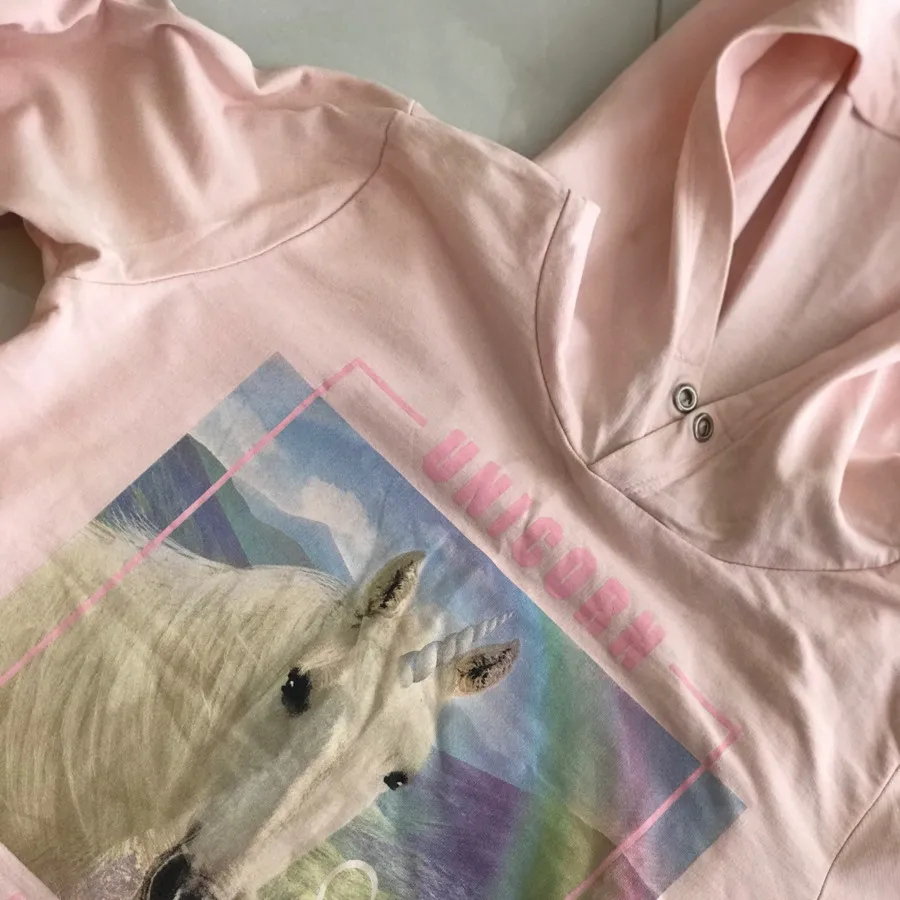 #هودی برند H&M