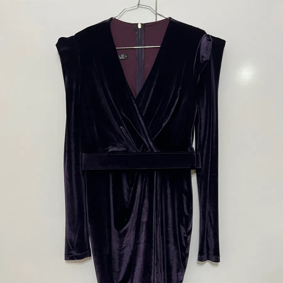 پیراهن مجلسی بادمجونی