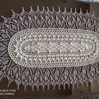 رومیزی کار دست