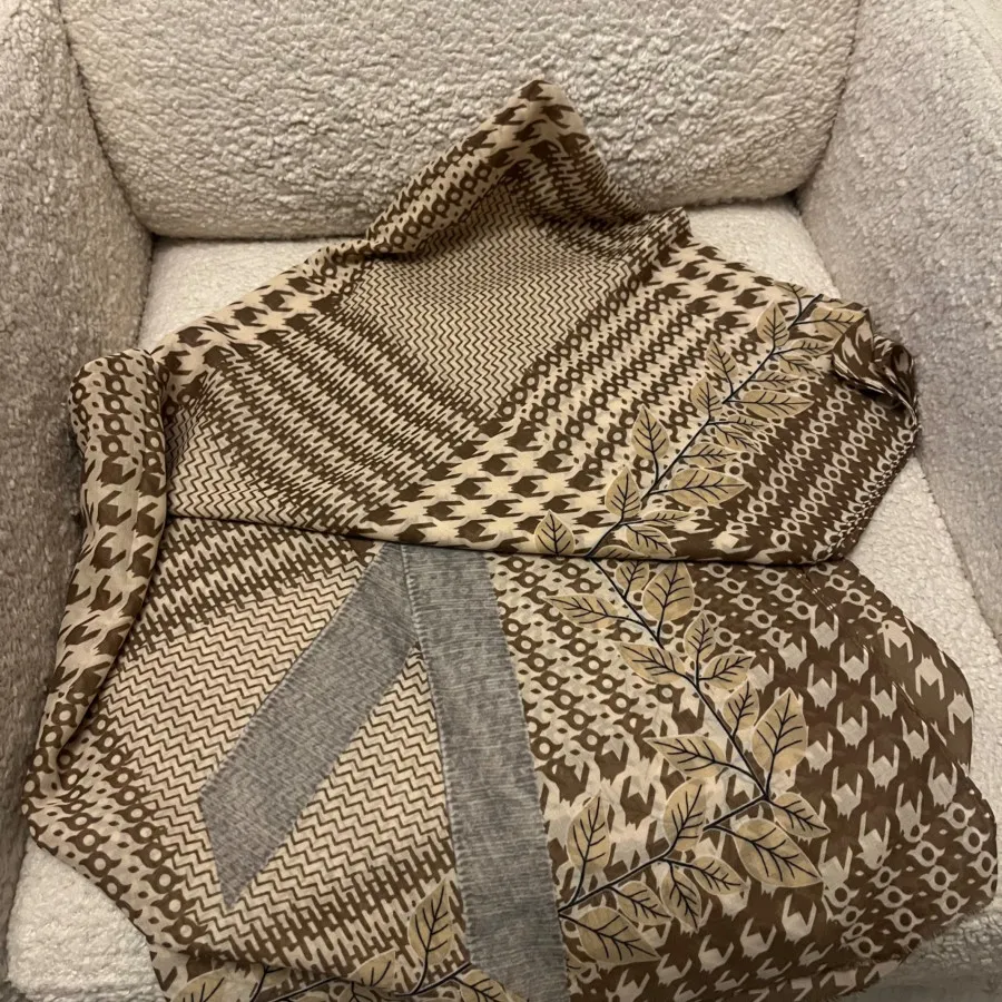 شال نخ ابریشم