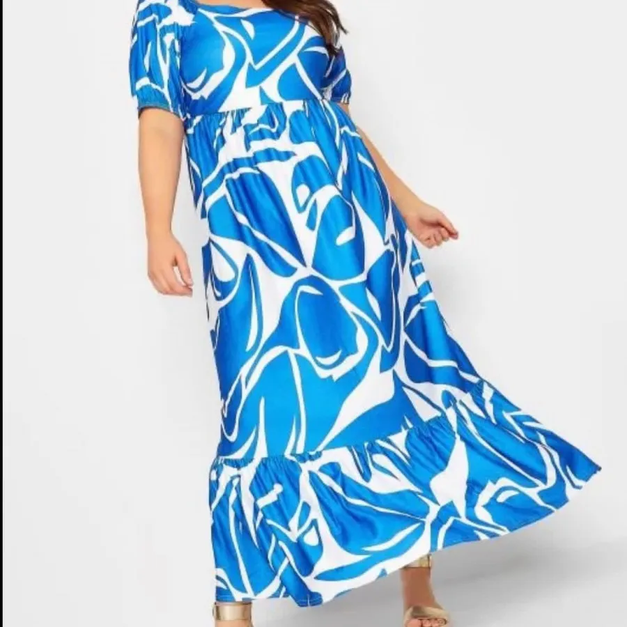 پیراهن بلند