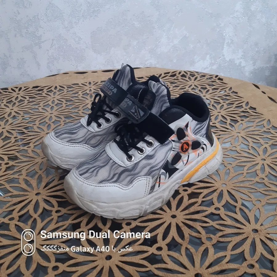 کتونی پسرانه