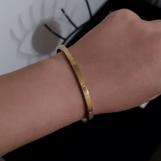 دستبند طرح کارتیه