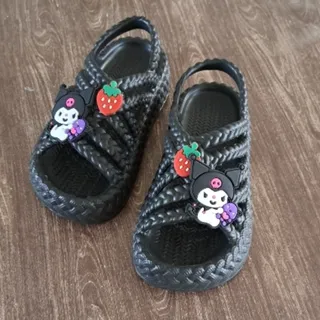 دمپایی بچگانه