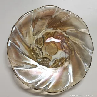 ظرف زنگاری قدیمی