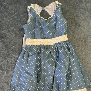 لباس عروسکی