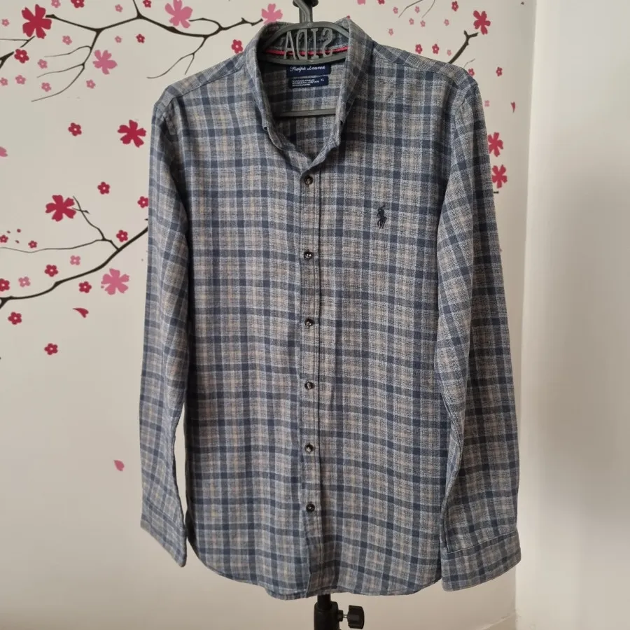 پیراهن مردانه